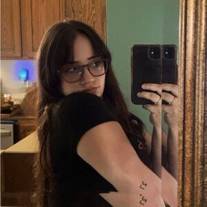 Meet your Posher, Charleya